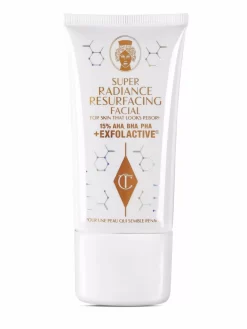 Beauty Charlotte Tilbury Esfoliante Super Radiance Resurfacing Facial