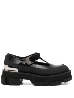 Donna Both Monks Con Fibbia