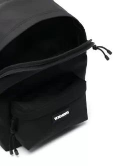 Donna VETEMENTS Zaino Con Placca Logo 11 Donna VETEMENTS Zaino Con Placca Logo -Femminile Moda Negozio 19624347 43841468 1000