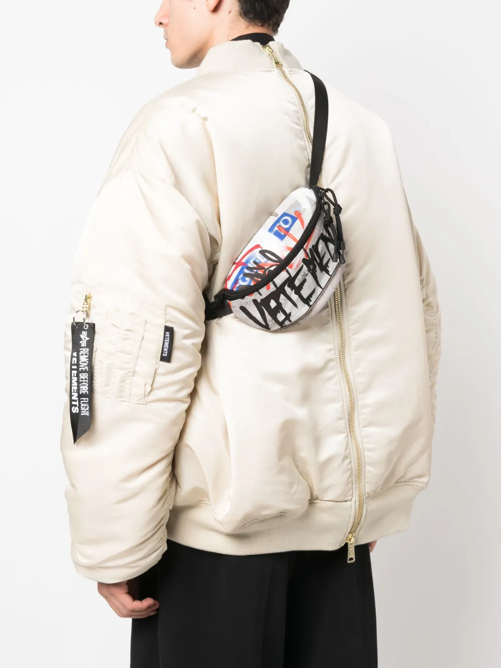 Donna VETEMENTS Marsupio Con Stampa Graffiti 4 Donna VETEMENTS Marsupio Con Stampa Graffiti - immagine 2